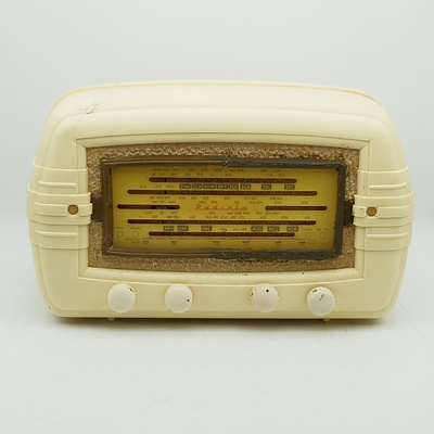 Bakelite Cased AWA Radiola Model 15-38MA Valve Radio