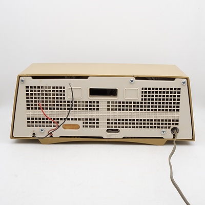 Kriesler Model 11-81A Valve Radio
