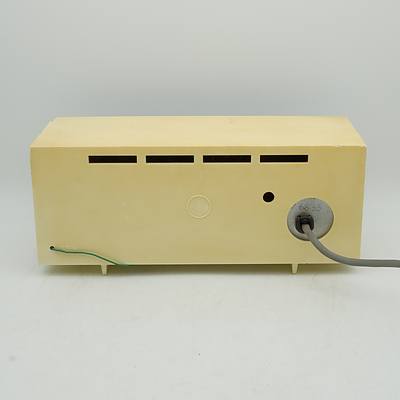 His Master's Voice Model 68-55 Valve Radio