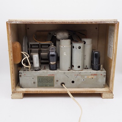 Hotpoint Band-Master Model C64M Valve Radio