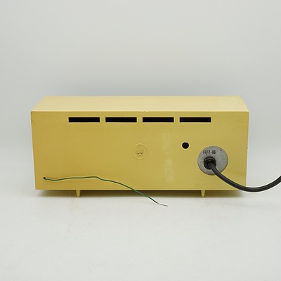 His Master's Voice 68/2-55 Valve Radio