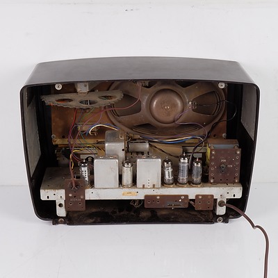 Bakelite Cased Murphy Valve Radio