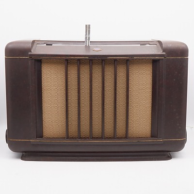 Bakelite Cased Mullard Model 22800 Valve Radio