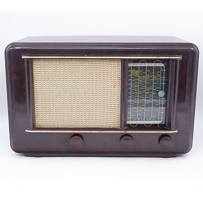 Bakelite Cased Phillips Radioplayer Valve Radio
