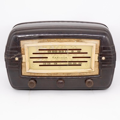 AWA Radiola Model 538MA Valve Radio