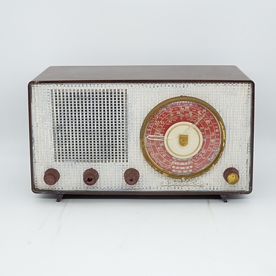Phillips Model 172 Valve Radio