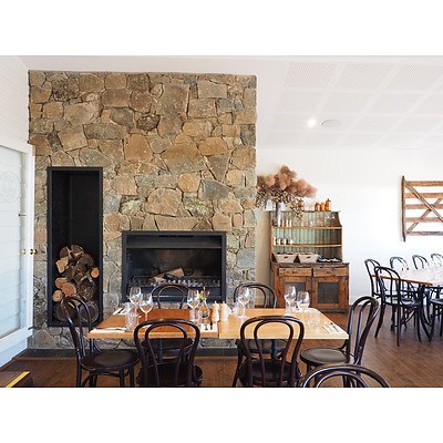 Poachers Pantry Vineyard and Lunch Experience for Six