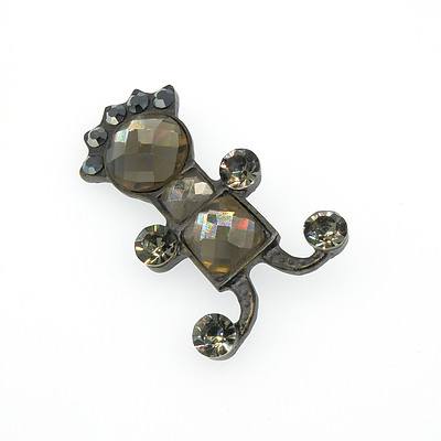 Foil Back Child Form Brooch