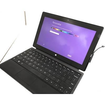 Microsoft Surface Pro 2 10.6 inch Core i5 -4200U 1.6GHz 2-in-1 Laptop