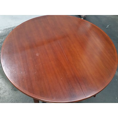 Parker Extension Dining Table