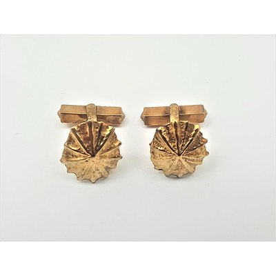 Vintage 9ct Yellow Gold Shell Design Cufflinks