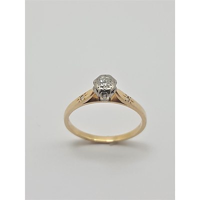 Vintage 18ct Yellow Gold and Platinum Mounted Diamond Ring