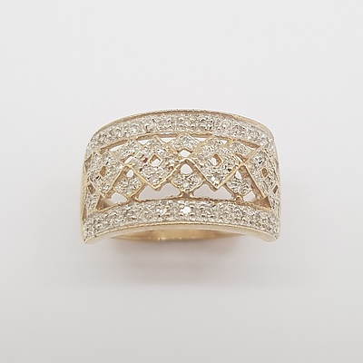 9ct Yellow Gold Diamond Ring