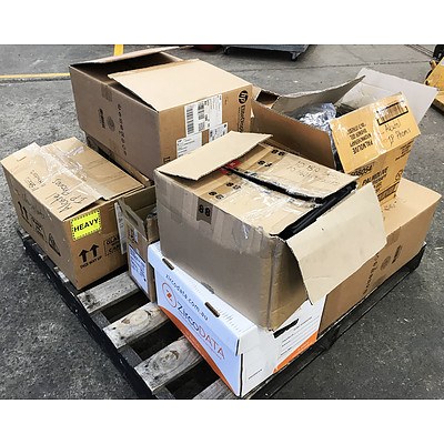 Bulk Lot of Alcatel IP Office Phones & Plantronic Headsets with Docks