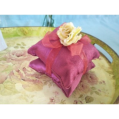 Assorted decor items