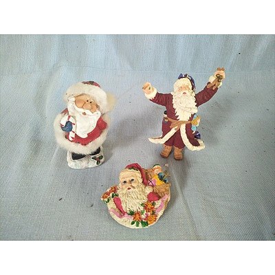 Christmas Wreath and 3 ornaments