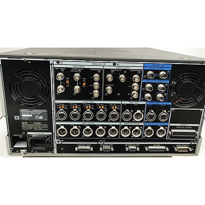 Sony DVW-500P Digital Betacam Digital VideoCassette Recorder