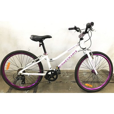 Biomechanix Hyper 6 Speed Hybrid Bike & Dirt Pro Mongrel Scooter