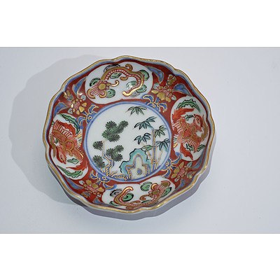 Japanese Small Imari Dish, Early 20th Century
