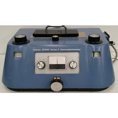 Pye Unicam SP 600 Series 2 Spectrophotometer