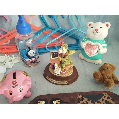 Assorted baby decor items