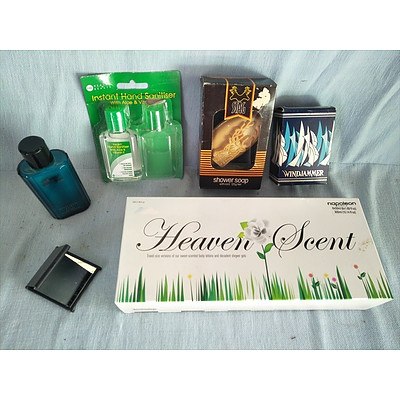 Assorted toiletries (soaps, body wash & aftershave)