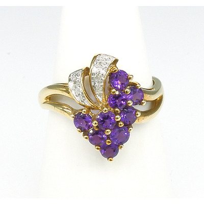 9ct Yellow Gold Ring with Amethyst and Small Single Cut Diamond in Floral Design