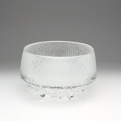 Iittala Finland 'Ultima Thule' Glass Bowl Designed by Tapio Wirkkala