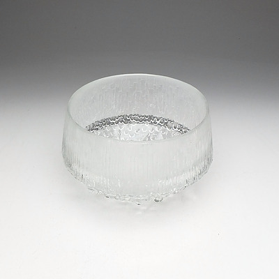Iittala Finland 'Ultima Thule' Glass Bowl Designed by Tapio Wirkkala