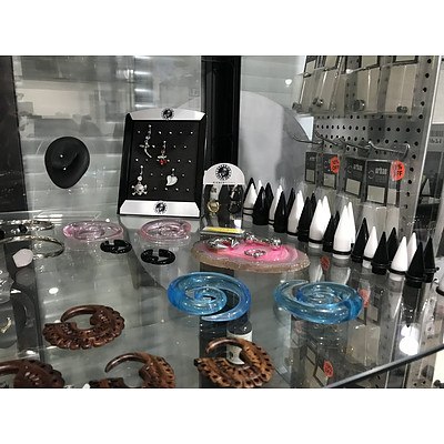 Belly, Lip, Tongue & Ear Rings, Bars & Plugs - RRP Over $500 - Brand New
