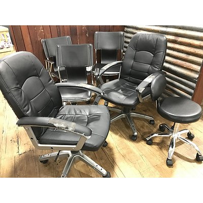 15 Chairs and 6 Leaning Pads