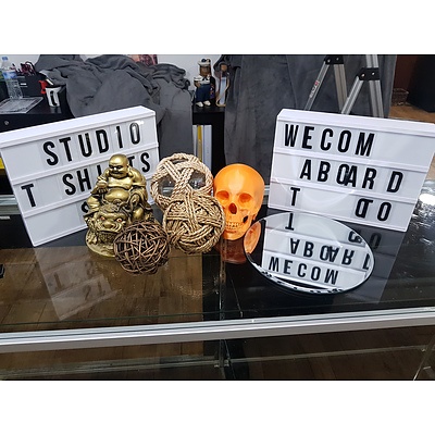 Assorted Display Items - Lot of 8 Pieces