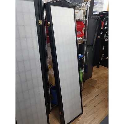 Fold Out Dividing Walls - Lot of 7