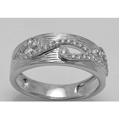 18ct White Gold Diamond Ring