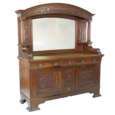 Large English Arts & Crafts Mirror Back Oak Sideboard by Harris Lebus of Tottenham 1904