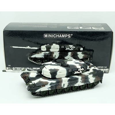 Minichamps Leopard II 1:35 Scale Model Tank