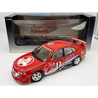 AUTOart Holden Commodore Craig Lowndes 1:18 Scale Model Car