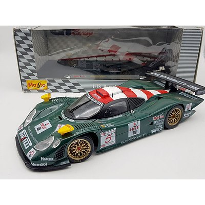 Maisto 1998 Porsche 911 GT1 1:18 Scale Model Car