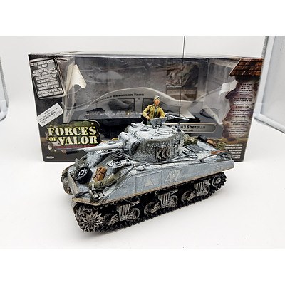 Unimax 1945 U.S M4A3 Sherman Tank 1:38 Scale Model