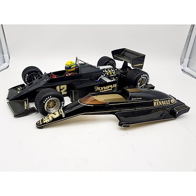 Minichamps 1986 F1 98T Lotus Renault Ayrton Senna 1:12 Scale Model Car