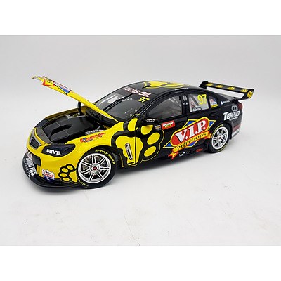 Biante 2004 Holden Commodore VF 1:18 Scale Model Car