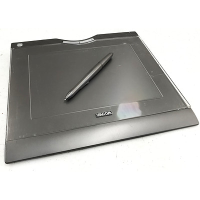 Bulk Lot of Wacom Tablets