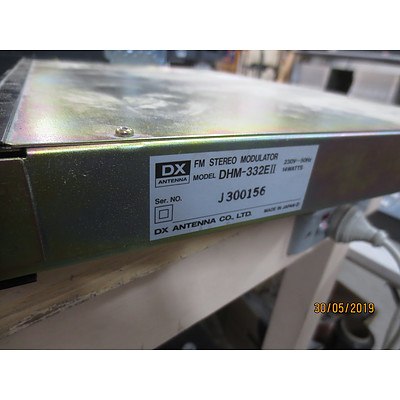 DX Antenna DHM-332E11 FM Stereo Modulator