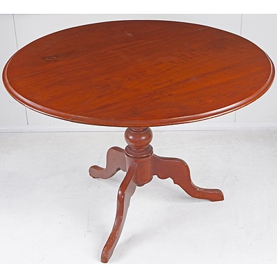 Cedar Breakfast Table Late 19 Century