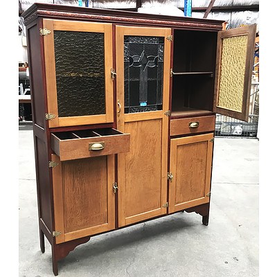 Lead Light Kitchen Cabinet