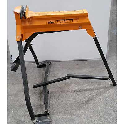 Triton 1/2 Inch Precision Router With Triton Workbench and Accessories