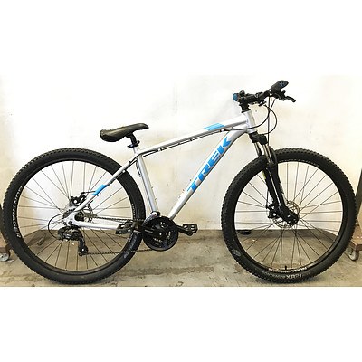 Trek Marlin 4 21 Speed Mountain Bike