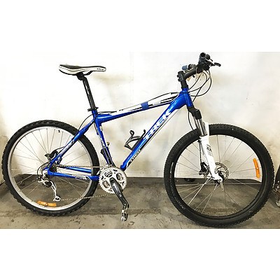 Trek 6500 21 Speed Mountain Bike