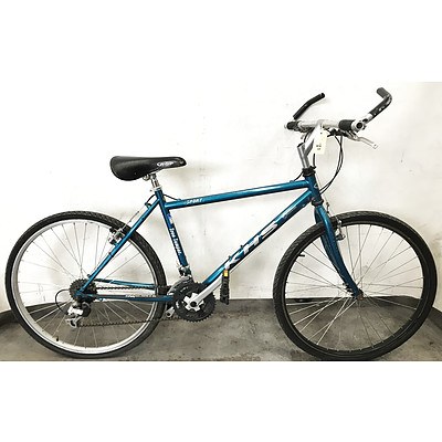 Mountain Bikes - Lot of 3