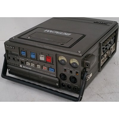 Vintage Sony Betacam BVW-25P Portable Recorder/Player